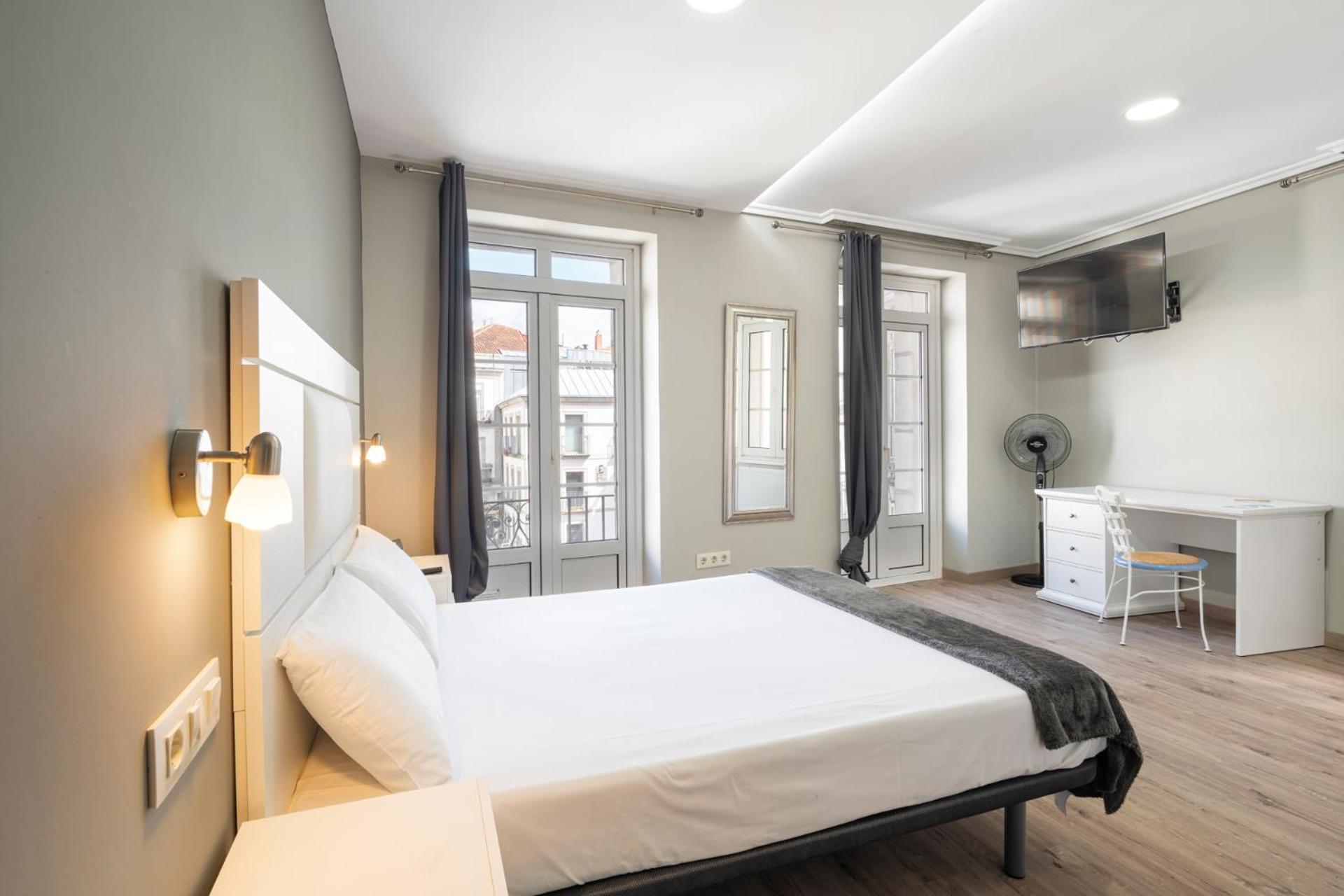Hotel Alda Puerta Del Sol Vigo Kültér fotó